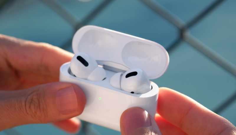 Apple AirPods Pro Giveaway from Mactrast