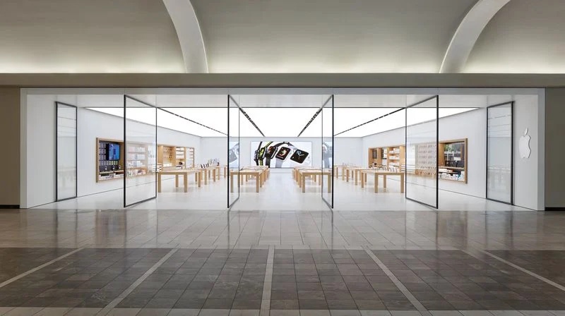 Employees in Oklahoma City Apple Store Become Second in U.S. to Unionize