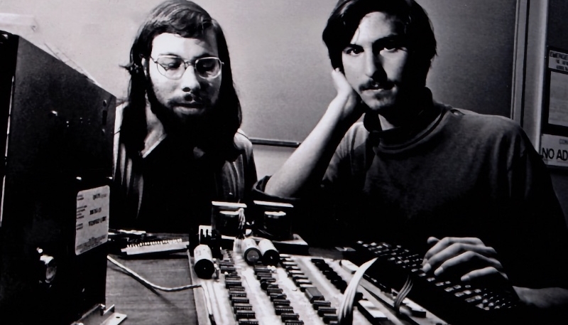 Temporary Apple Computer Check #2 Signed by Steve Jobs and Steve Wozniak Up For Auction