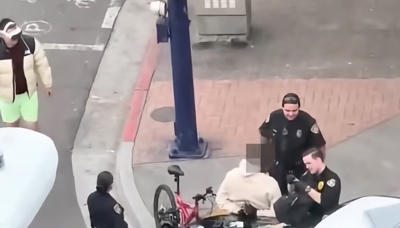 San Diego PD Issues Warning Following Video of Man Crossing Street While Wearing Apple Vision Pro