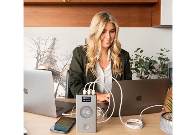 Mactrast Deals: Flash Pro Plus 100W USB-C 25000mAh Graphene Power Bank w/ Magsafe Compatibility