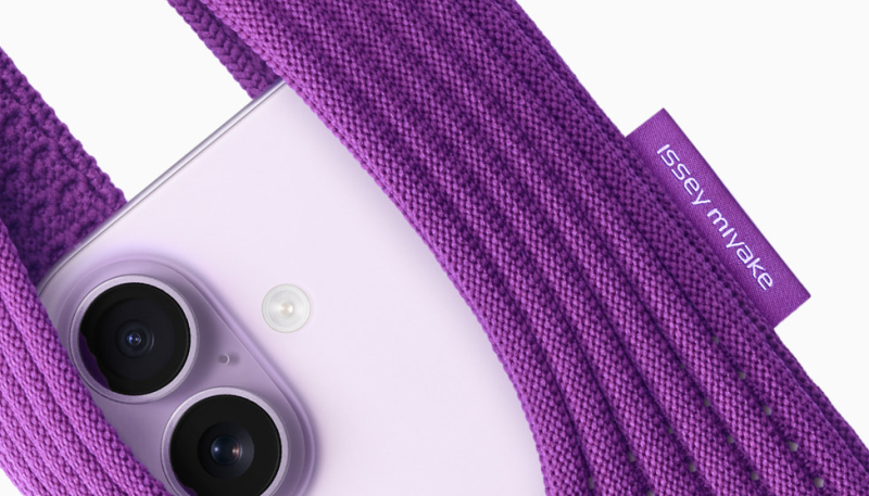 Apple Unveils Its New Limited Edition iPod Sock-Style Accessory, the iPhone Pocket